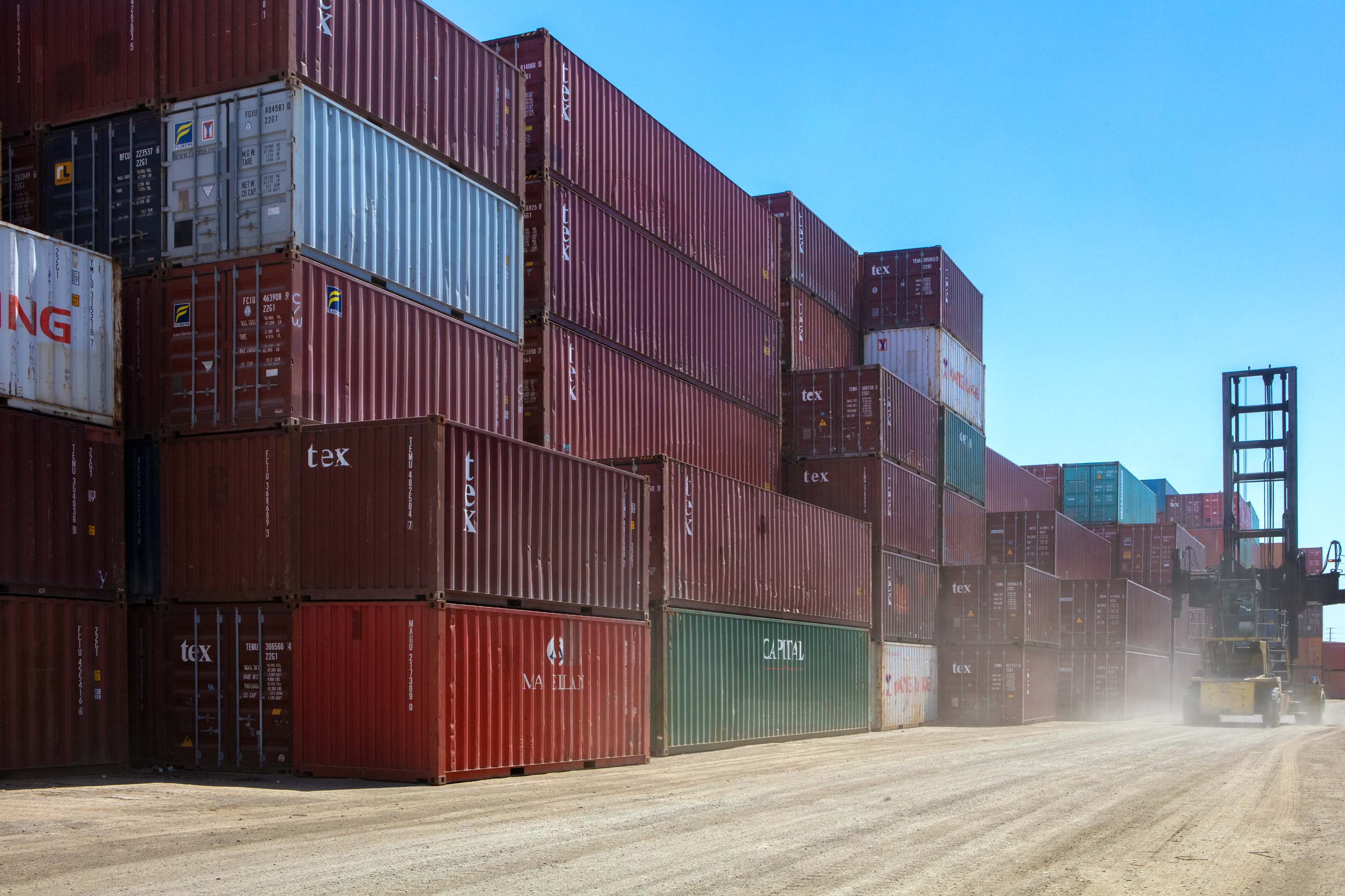 APS-yard-side-loader